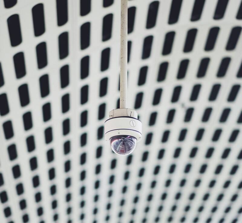 AIOps con SofIA: gobernar la inteligencia operativa en entornos Kubernetes 3 Cámara de seguridad para mantener la gobernanza en AIops