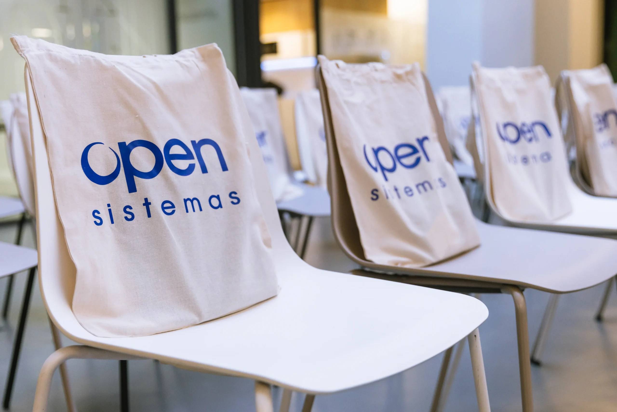 Comercio conversacional como sistema de negocio en entornos digitales complejos