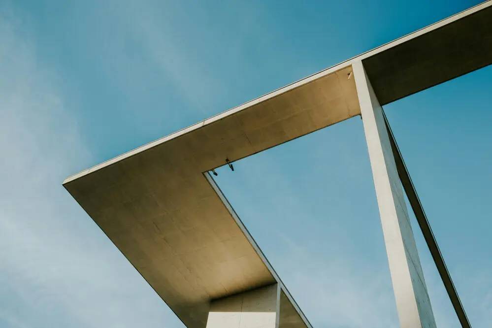 Explicabilidad y gobernanza en decisiones automatizadas con árboles de decisión