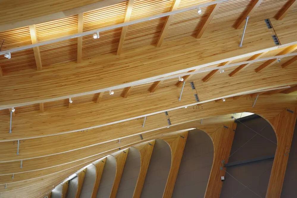 Arquitectura de gobierno para decisiones automáticas en inteligencia artificial industrial
