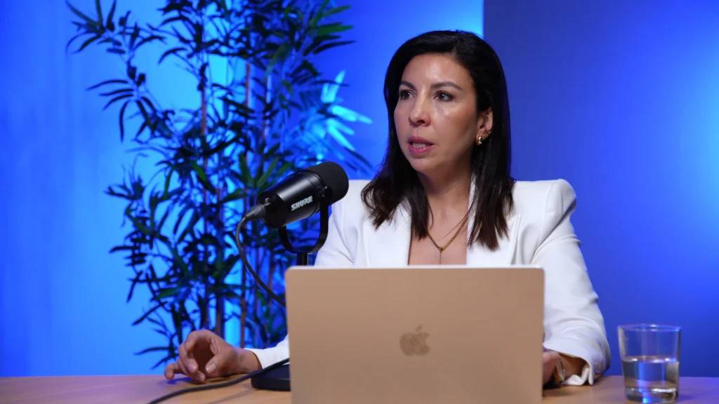 IA en empresa: cuatro visiones desde OpenSistemas sobre gobernanza, agentes, procesos e interfaces 1 Para Castro la soberania del dato no es un concepto tecnologico sino una decision de gobierno corporativo para la IA en empresa